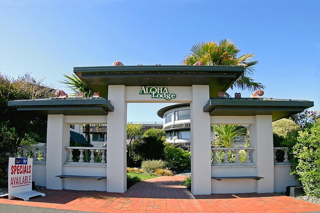 נלסון Aloha Lodge Beachside Accommodation מראה חיצוני תמונה