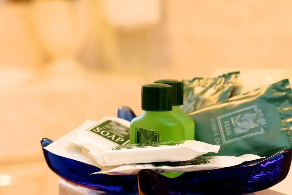 נלסון Aloha Lodge Beachside Accommodation מראה חיצוני תמונה