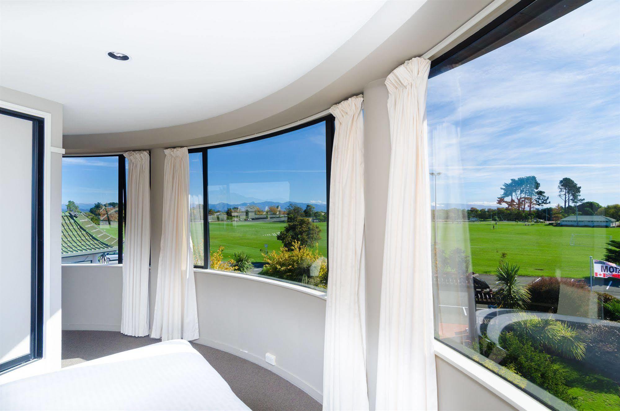 נלסון Aloha Lodge Beachside Accommodation מראה חיצוני תמונה