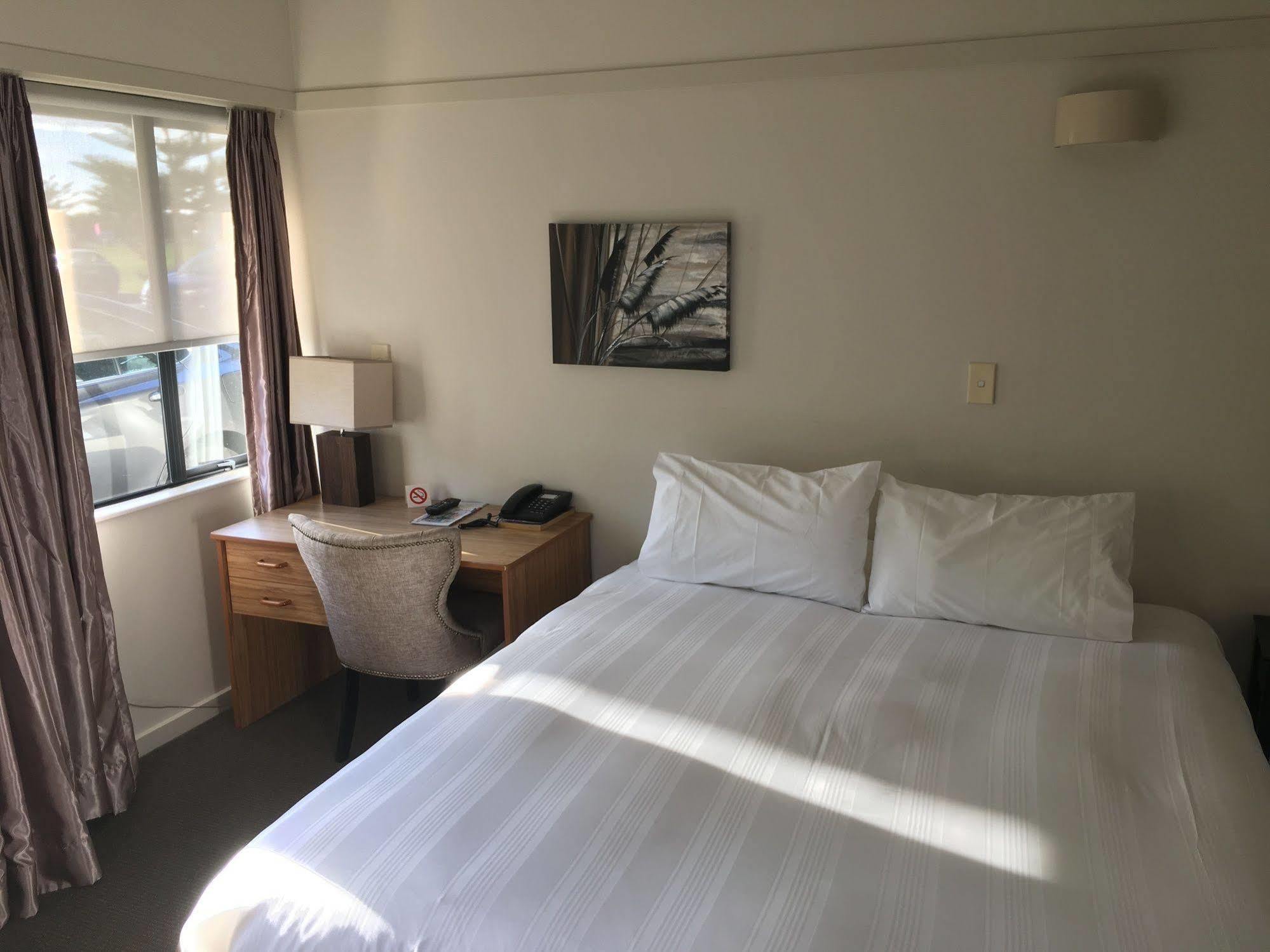 נלסון Aloha Lodge Beachside Accommodation מראה חיצוני תמונה